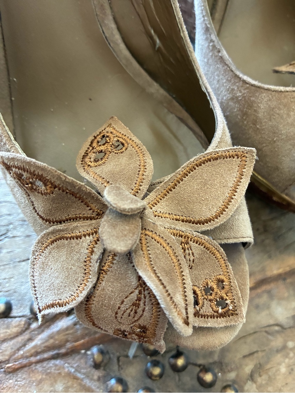 Charles David Taupe Suede Wedge Pumps with Floral Applique - Picture 2 of 4